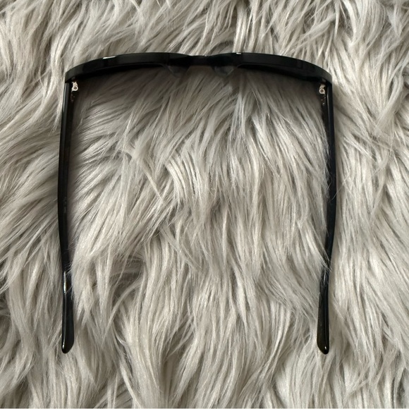 CELINE CL40251U Sunglasses in Black - Picture 8 of 14